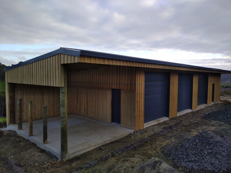 Farm House rural build shed barn stables